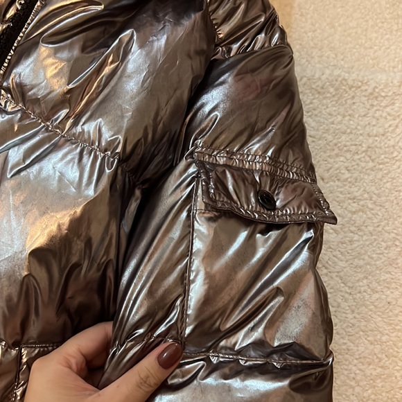 Metallic Puffer Jacket - Picture 5 of 5